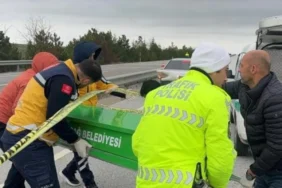 Afyon039da-yan-yatan-arac-metrelerce-suruklendi1-kisi-oldu-2-kisi-yaralandi-featured