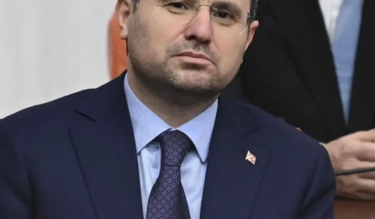 Bakan-Gurlek8217ten-Yargi-Sureclerinde-Verimlilik-Artisi-Vurgusu-featured