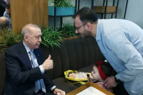 Beyoglu8217nda-Erdogan-Surprizi-Halktan-Yogun-Ilgi-Gordu-featured