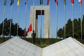 Canakkale-Destaninin-111.-Yili-Tarihi-Torenle-Anildi-featured