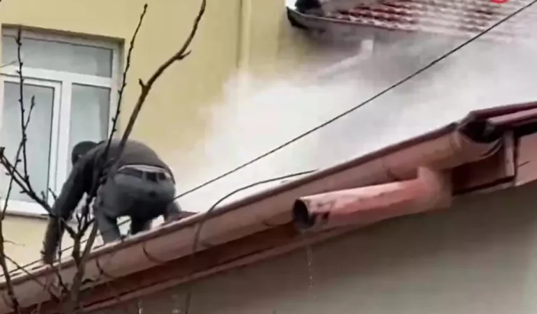 Mustakil-evde-baca-yangini-panige-neden-oldu-featured