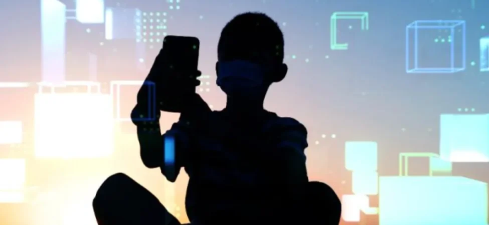 Okul-Saldirilarinin-Arka-Plani-CIA8217in-Oyunlarla-8216Olum-Makinesi8217-Yetistirme-Iddiasi-featured